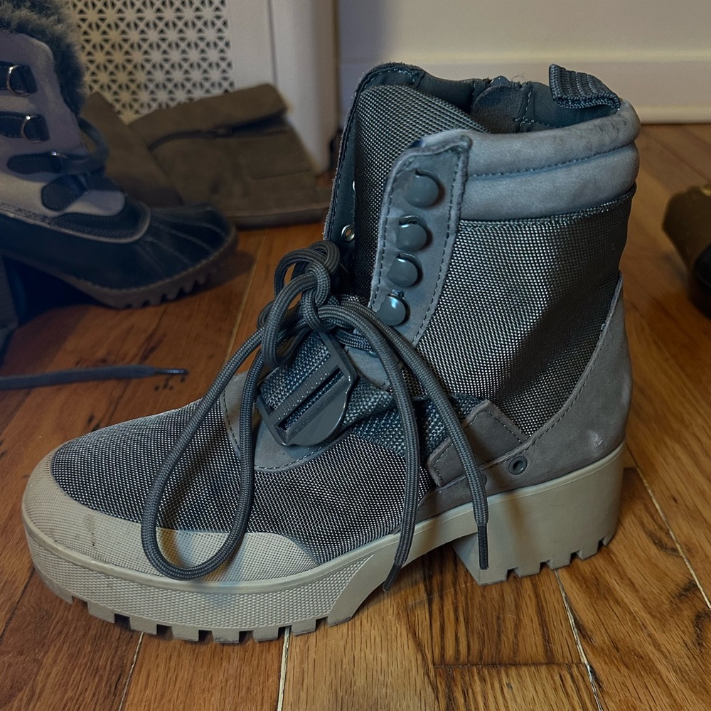 Steve Madden Green Combat Boots with Chunky Sole